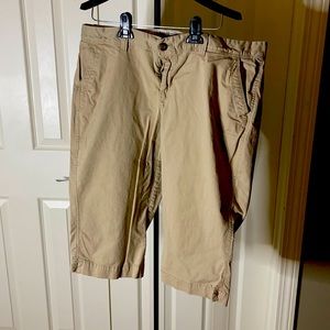 Capris!!